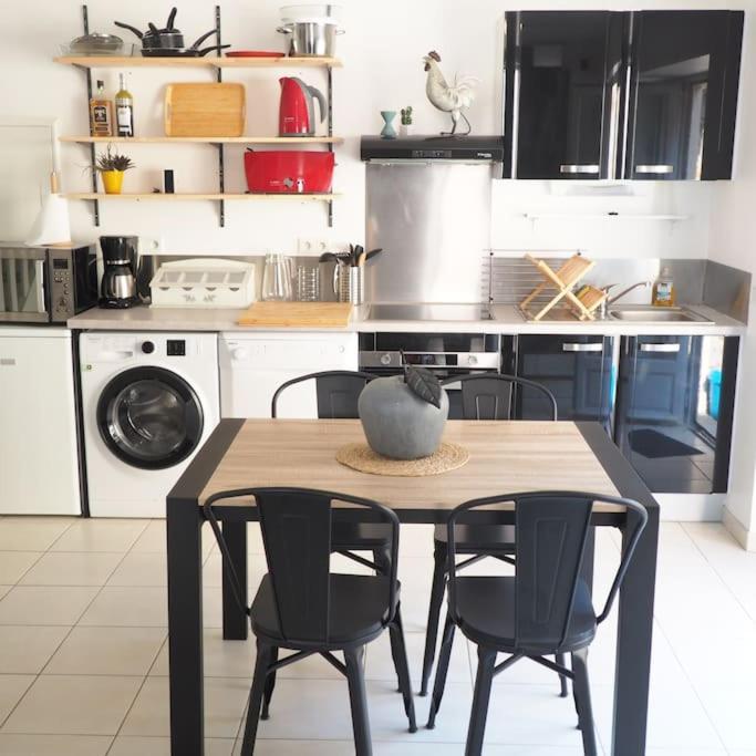 Appartement Duplex Et Terrasse A St Servan-St Malo Сен Мало Екстериор снимка